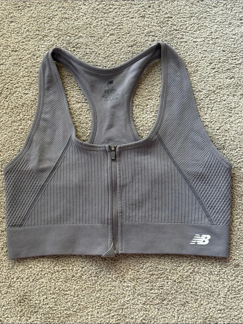 New Balance Front-Zip Racerback Sports Bra! - Picture 8 of 8